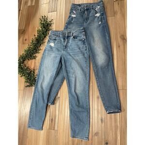 2x American Eagle size 0 jeans one is mom Jean stretch one is the dream Jean